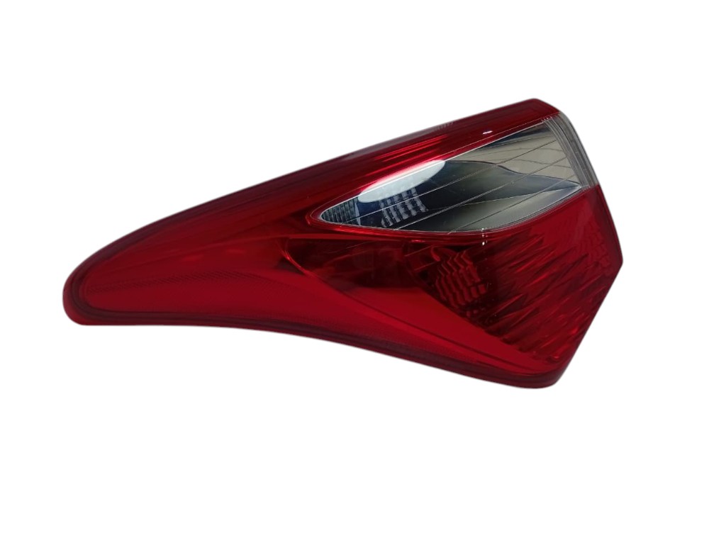 Lanterna Traseira Esquerda Hb20 Hatch 2014 2015 924011s0 Esquerdo/motorista Vermelho
