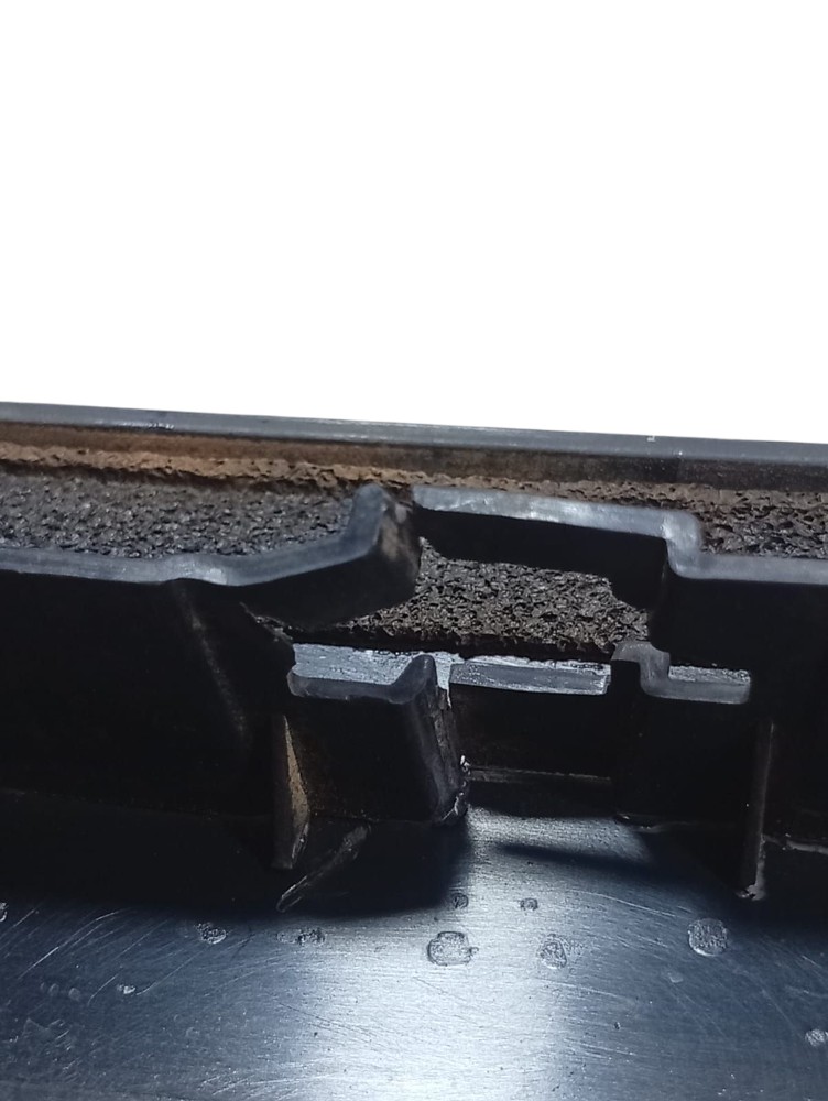 Acabamento Porta Traseira Direita Renault Captur 2019 Avaria 5