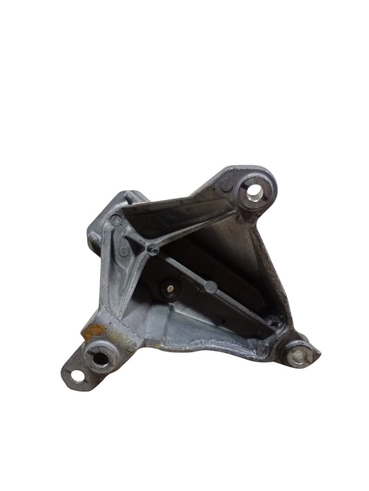 Suporte Coxim Câmbio Nissan March 2012 4