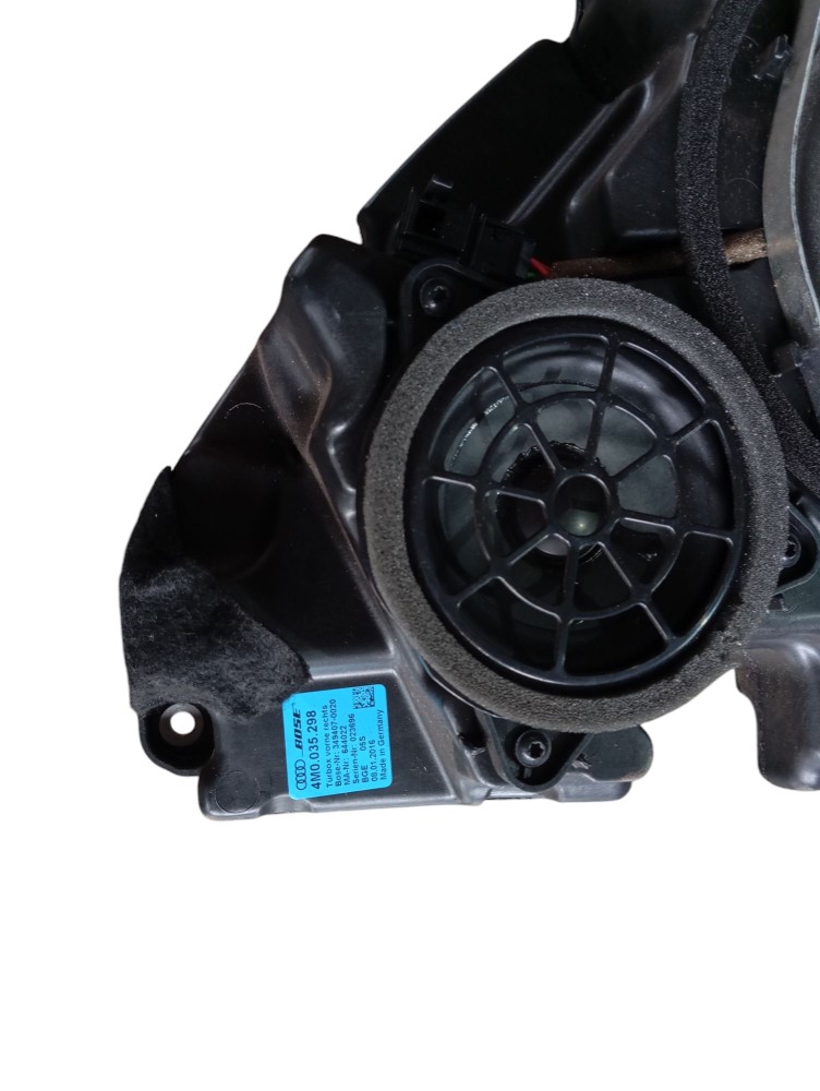 Alto Falante C Detalhe Porta Dianteiro Direito Audi Q7 2016 Preto 7
