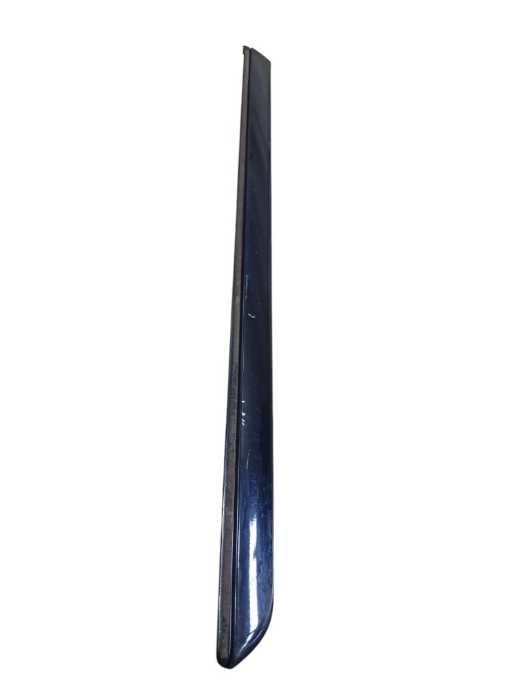 Friso Porta Traseira Direita Peugeot 407 2005 2008 Detalhe 2