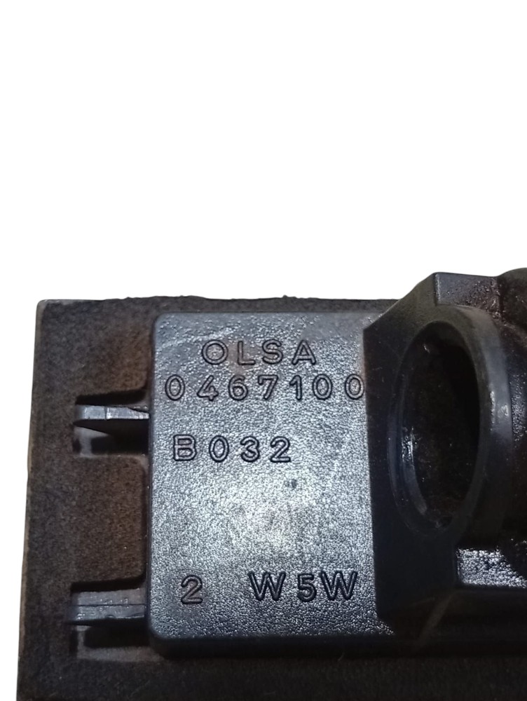 Luz Placa Fiat Cronos 2025 5