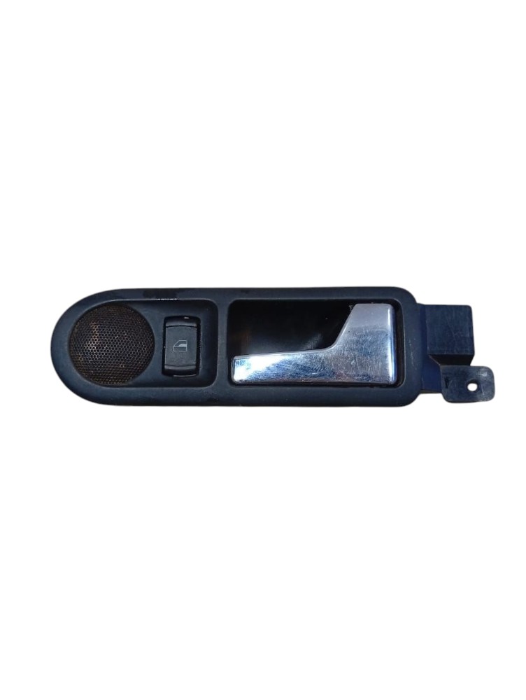Maçaneta Int Tras Direita Volkswagen Golf 1998 2012 Detalhe Cromado Traseira