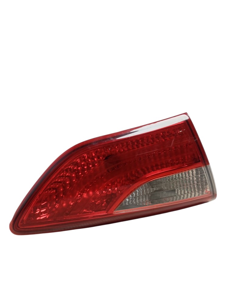 Lanterna Tampa Traseira Esq I30 2014 2014 92403a50 Avaria Esquerdo/motorista Vermelho
