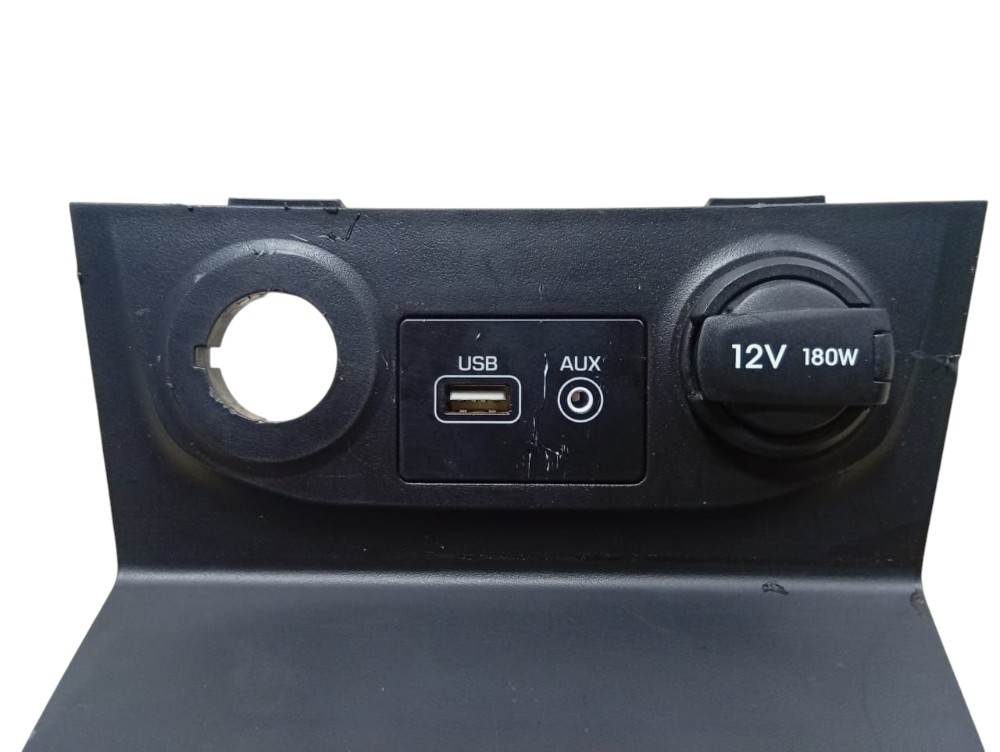 Acabamento Central Usb Acendedor Hyundai Creta 2024