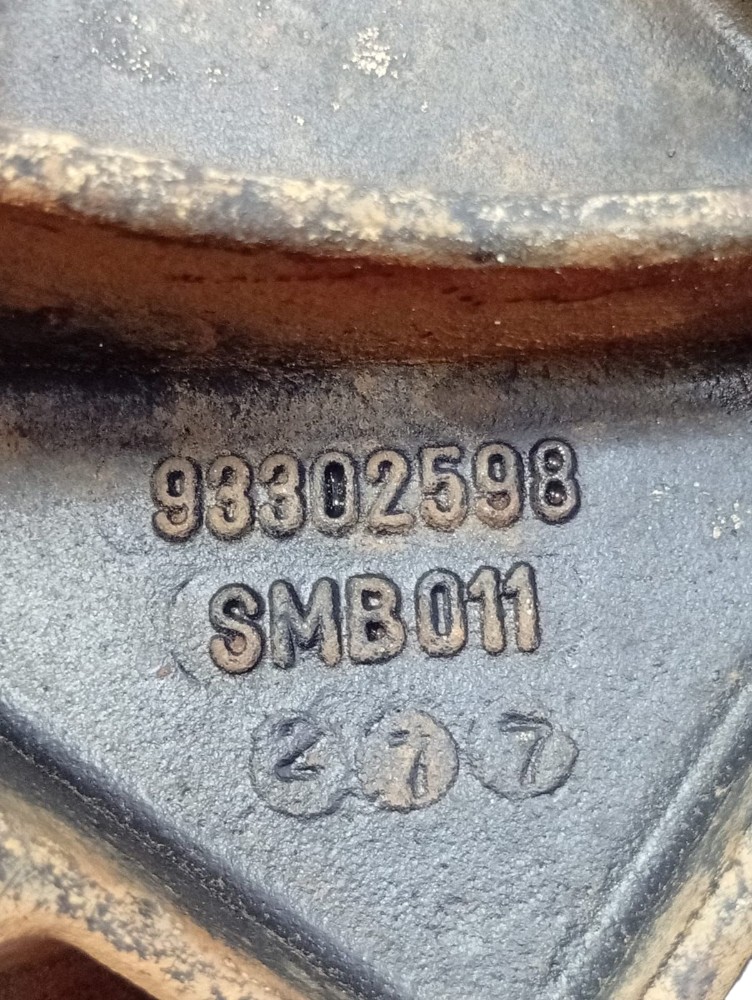 Suporte Compressor Bomba Direção Chevrolet Astra Vectra 4