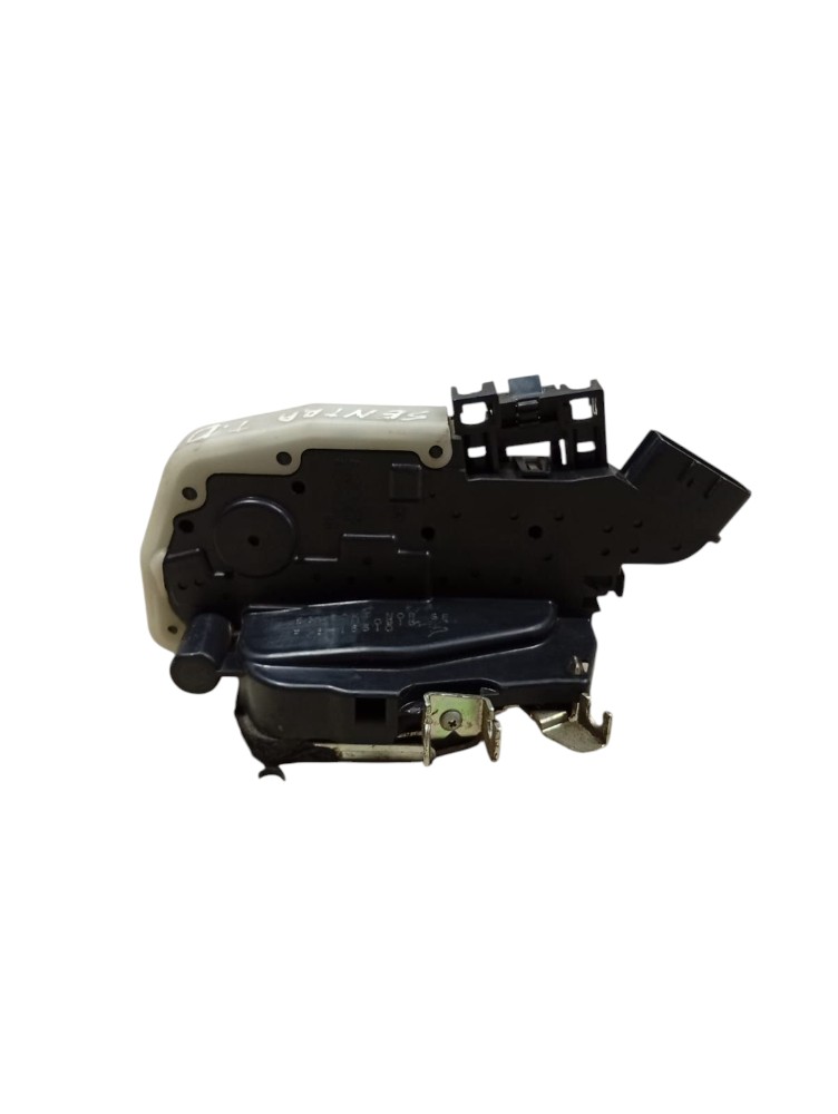 Fechadura Porta Traseira Direita Nissan Sentra 2010 2012