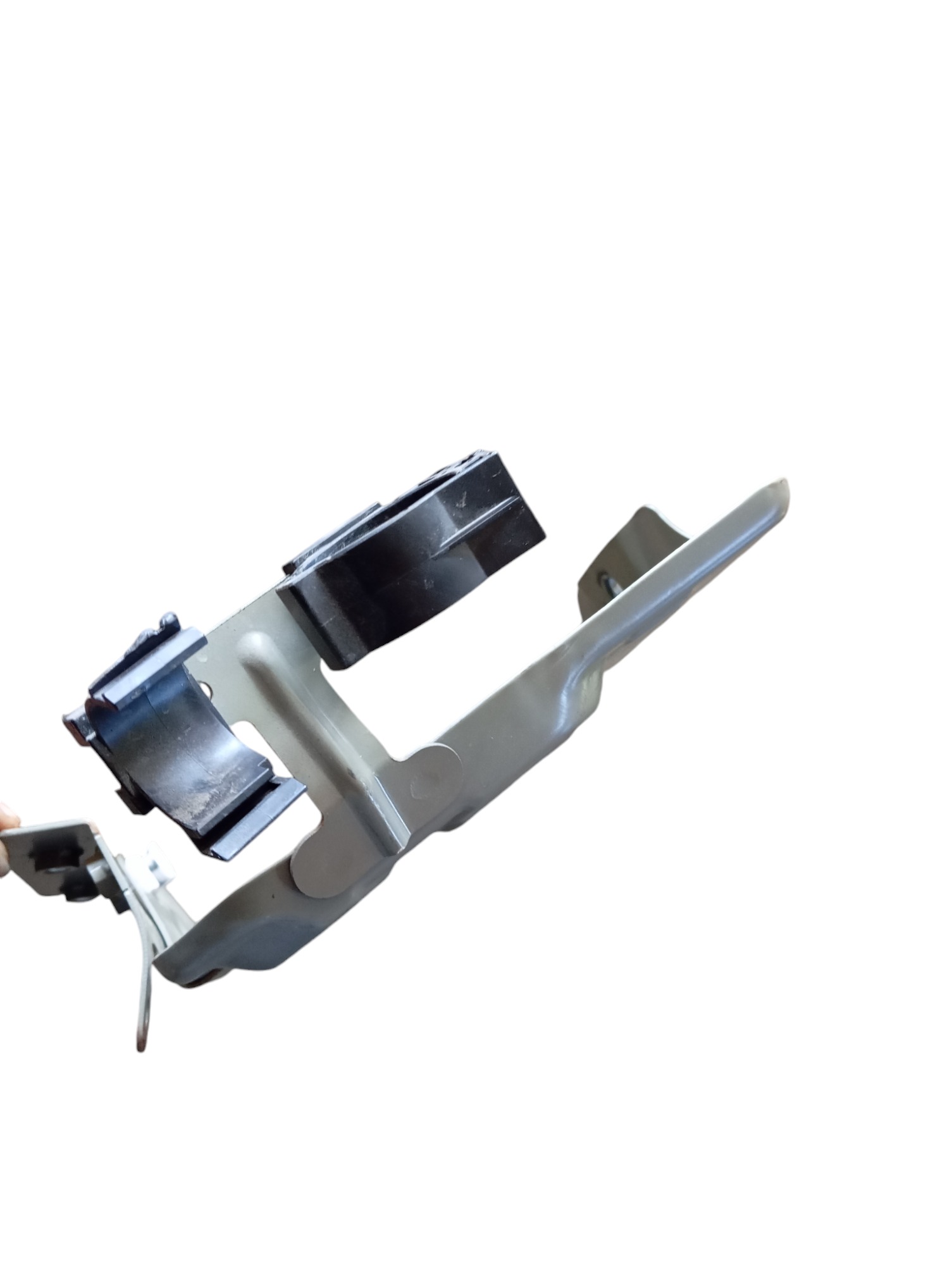 Suporte Base Da Bateria Nissan Kicks Sv 2020 2