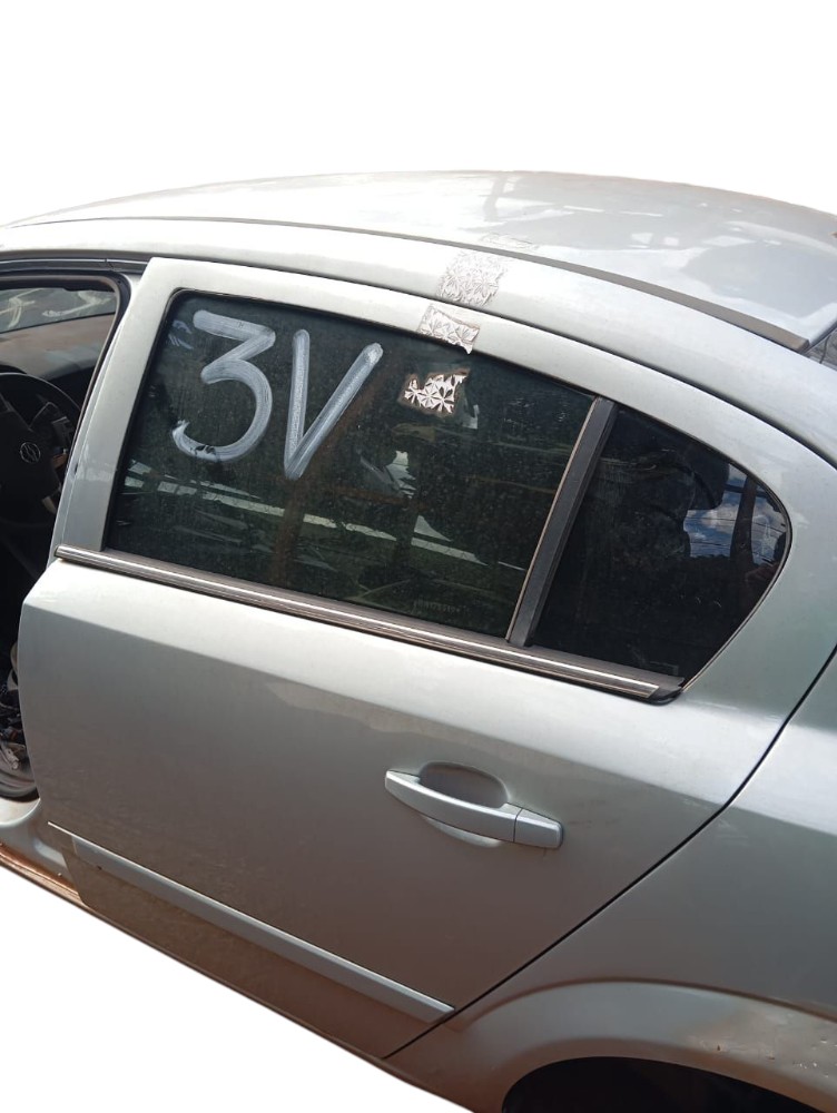 Porta Traseira Esquerda Vectra 2.4 16v Traseira Esquerdo Prata