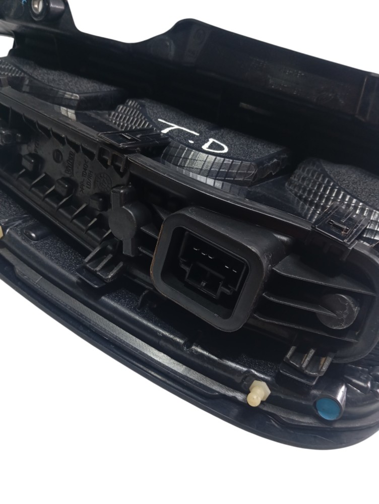 Lanterna Traseira Direita Fiat Uno Way 1.3 2017 Direito/passageiro 6