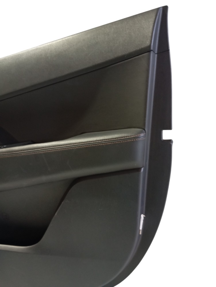 Forro Porta Dianteira Direita Hyundai Creta 2017 82310m4000 4
