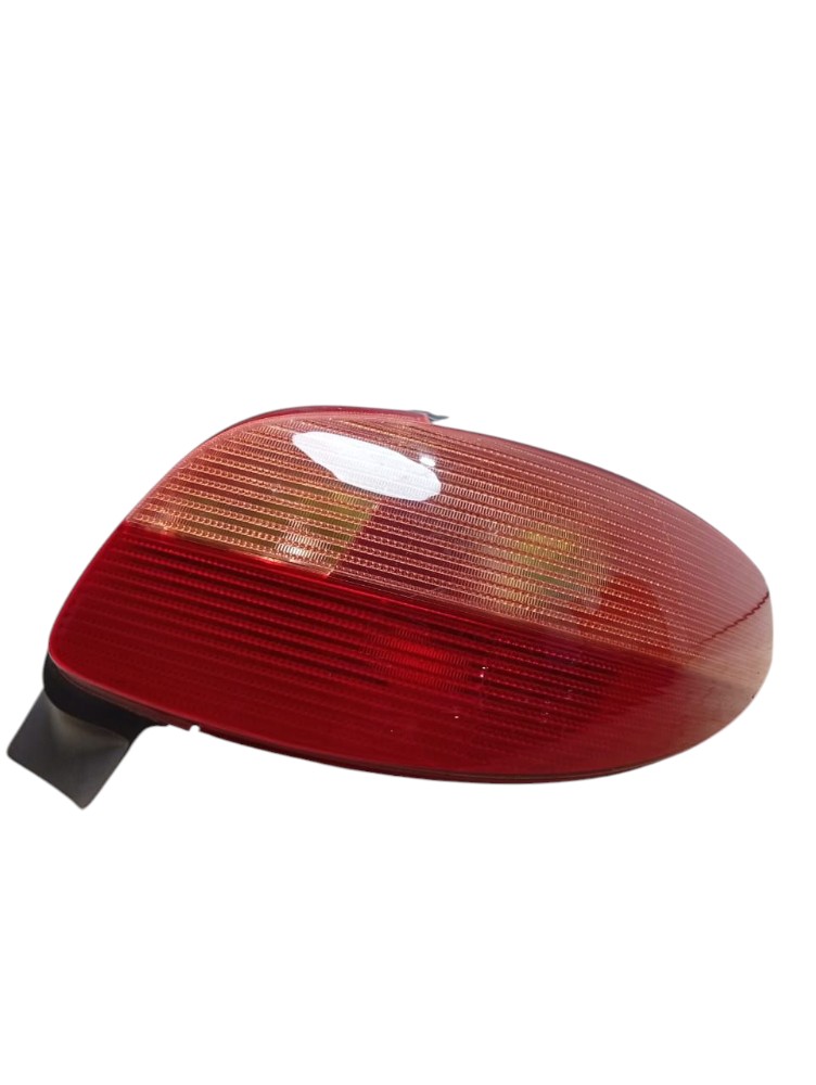Lanterna Traseira Direita Peugeot 206 2000 2004 Detalhe 2
