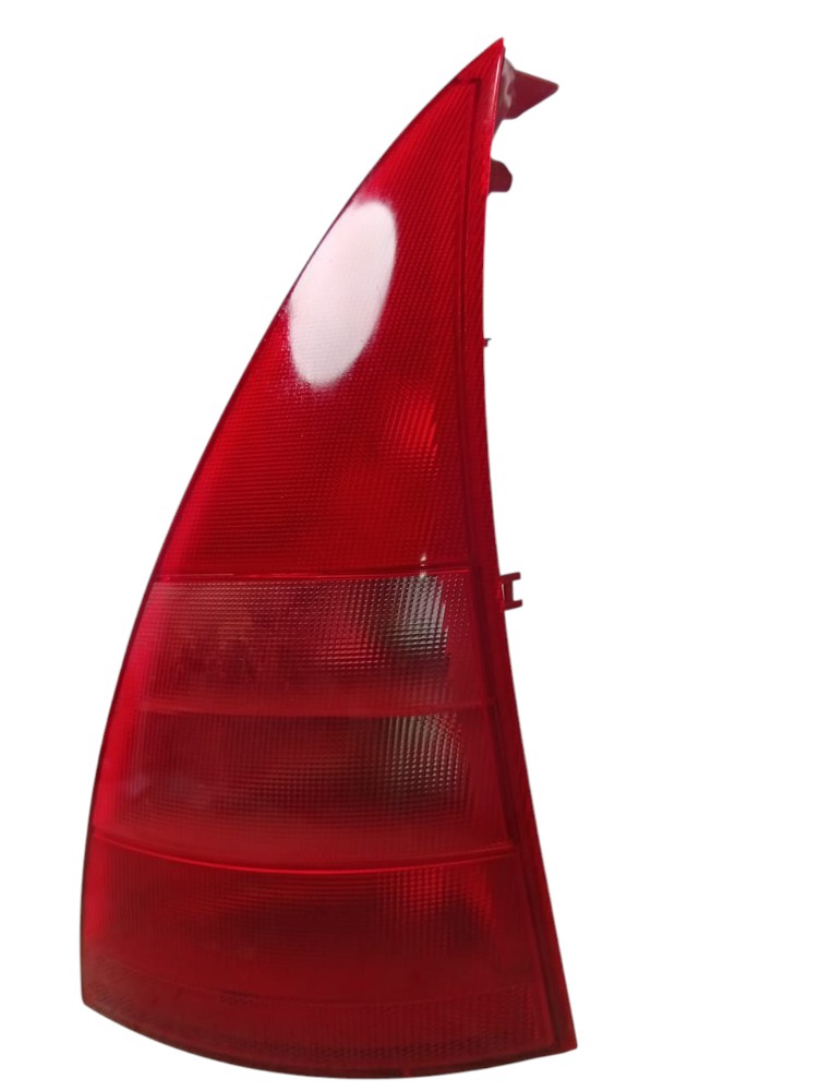 Lanterna Traseira Esquerda Citroen C3 2002 2004 Avaria