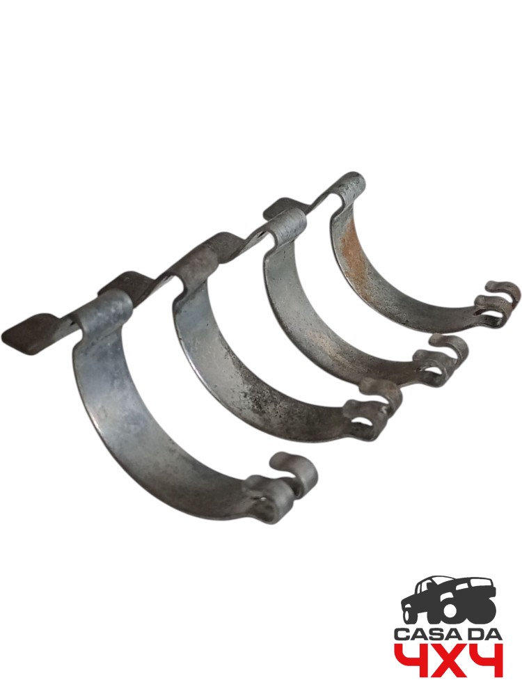 Presilha tampa filtro ar hilux sw4 2021 2.8 204CV