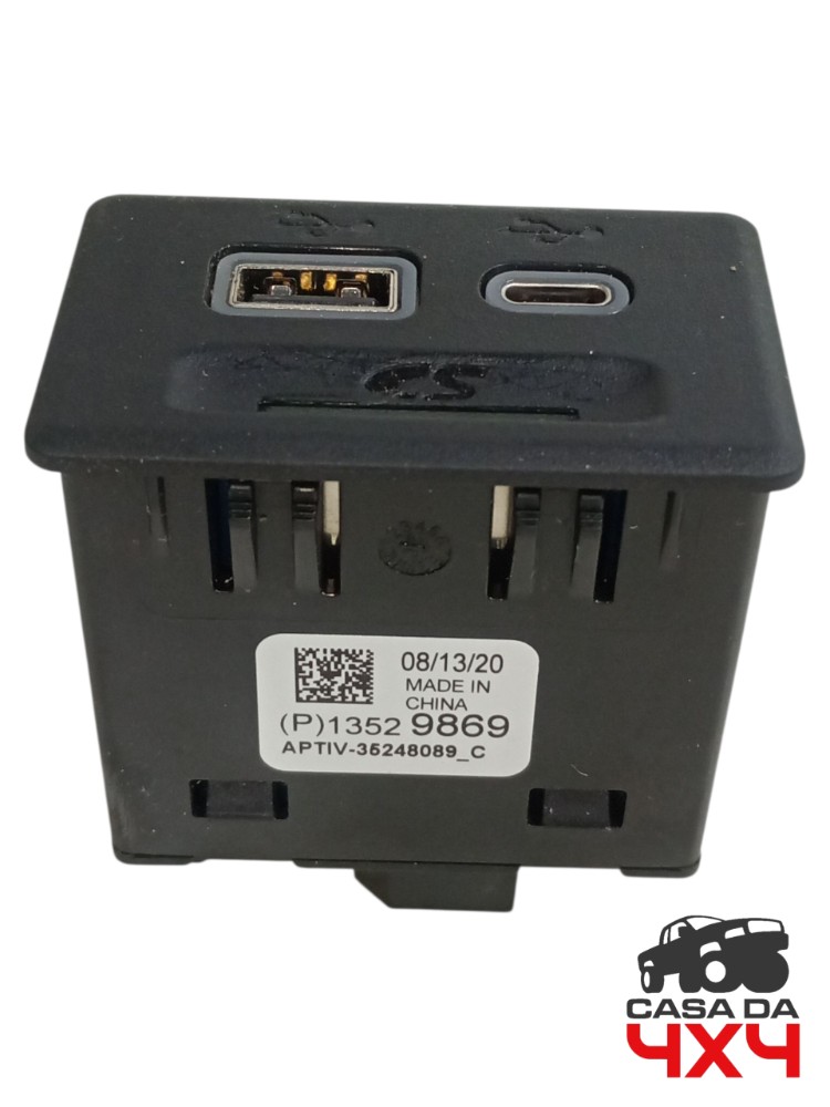 Entrada tomada conector auxiliar usb S10 high country 2021