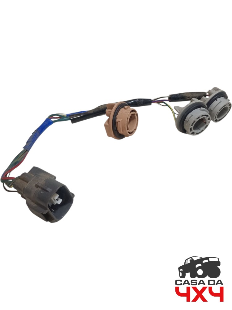 Chicote lanterna Hilux 2.8 2022 srv