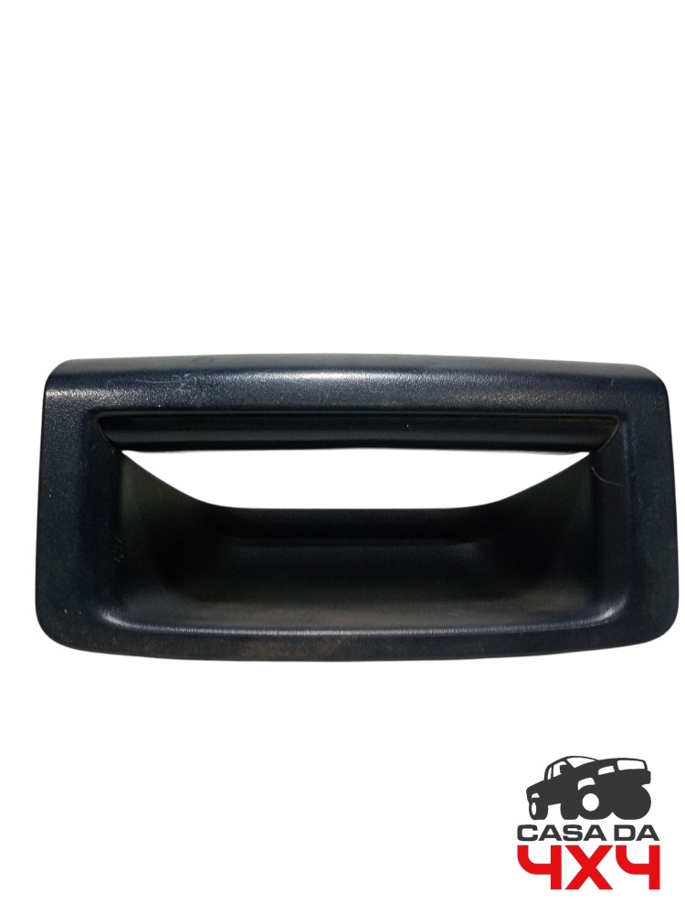 Moldura Puxador Foro Traseiro Direito Amarok 2010 2015 2020