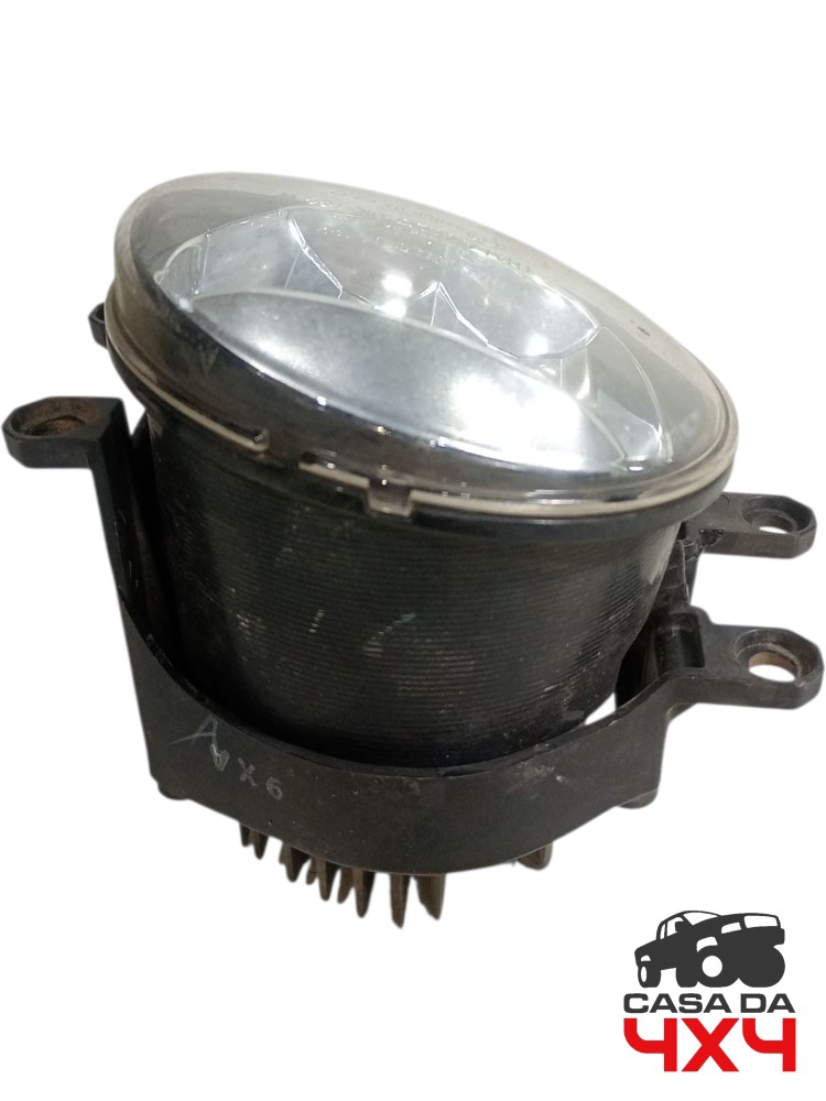Farol milha direito reator LED Hilux SW4 2016 2020 2023