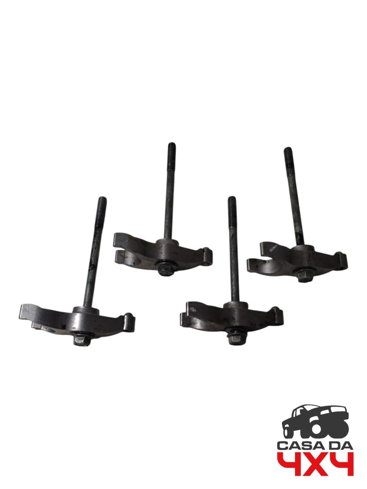 Suporte cavalete bico Hilux e SW4 3.0 2006 2011 2015