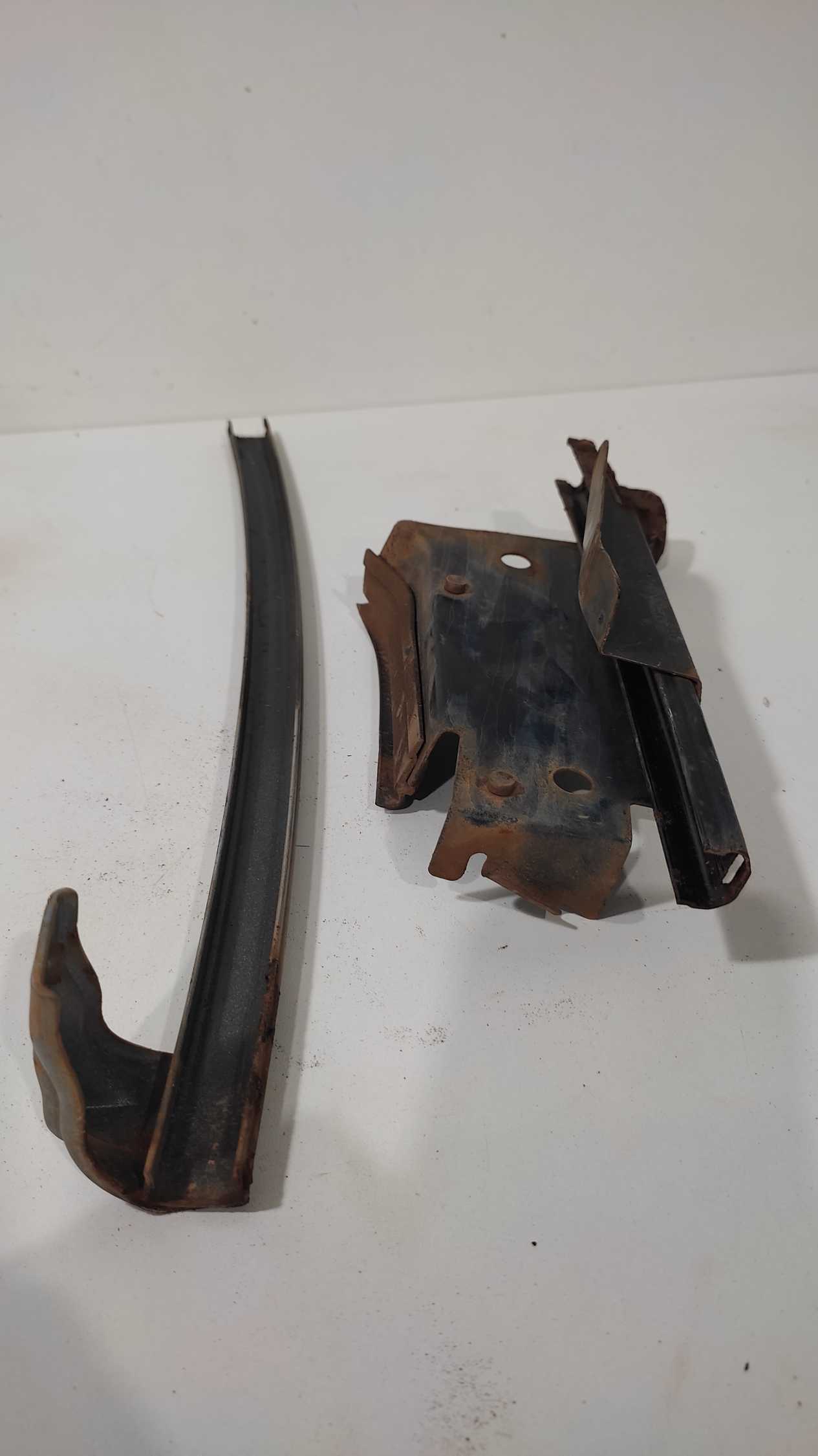 Canaleta Guia Porta Dianteira Direita Toyota Hilux 3.0 2004