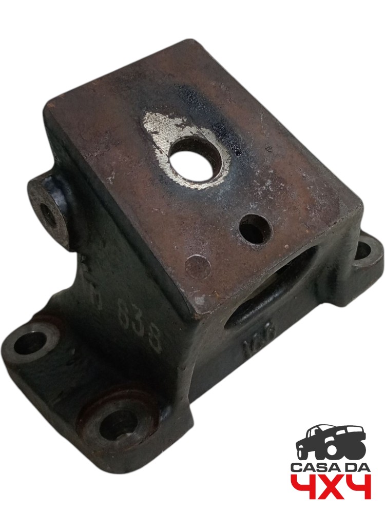 Suporte coxim motor direito Hilux 2006 2010 2012 2015 3.0