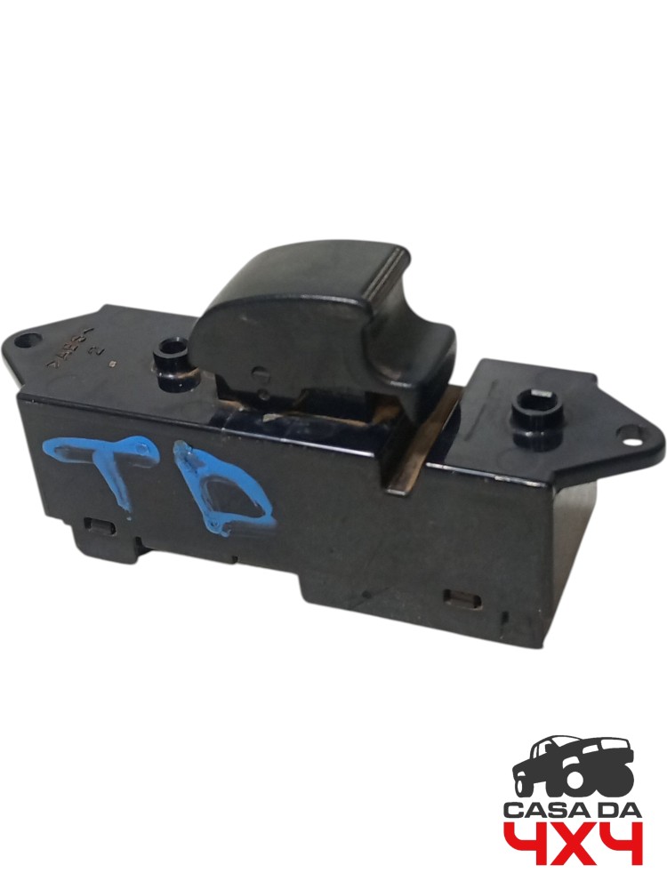 Botão Comando Vidro Traseiro Direito Triton 2008 2010 2015