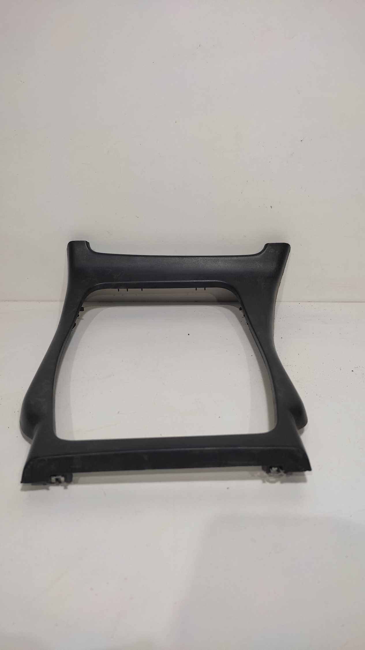 Moldura Coifa Alavanca Câmbio Toyota Sw4 1998