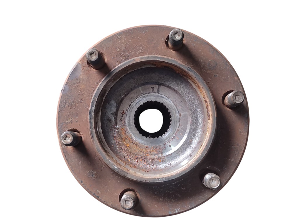 Cubo roda dianteira hilux 3.0 2010