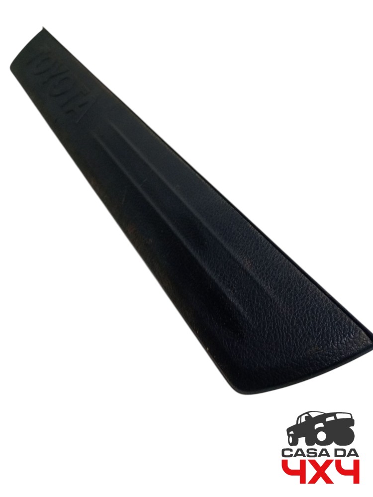Soleira Externa Dianteira Direita Hilux 2016 2018 2020 2021