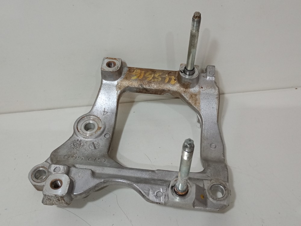 Suporte Compressor Ar Condicionado Hilux 2.8 204cv 2022