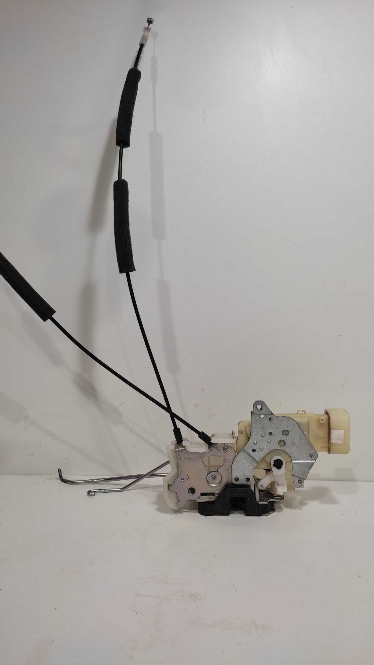 Fechadura Porta Dianteira Esquerda Chevrolet S10 2015