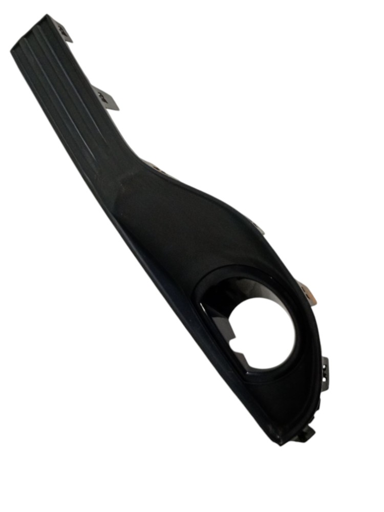 Moldura Farol Milha Lado Direito S10 2019 Ltz