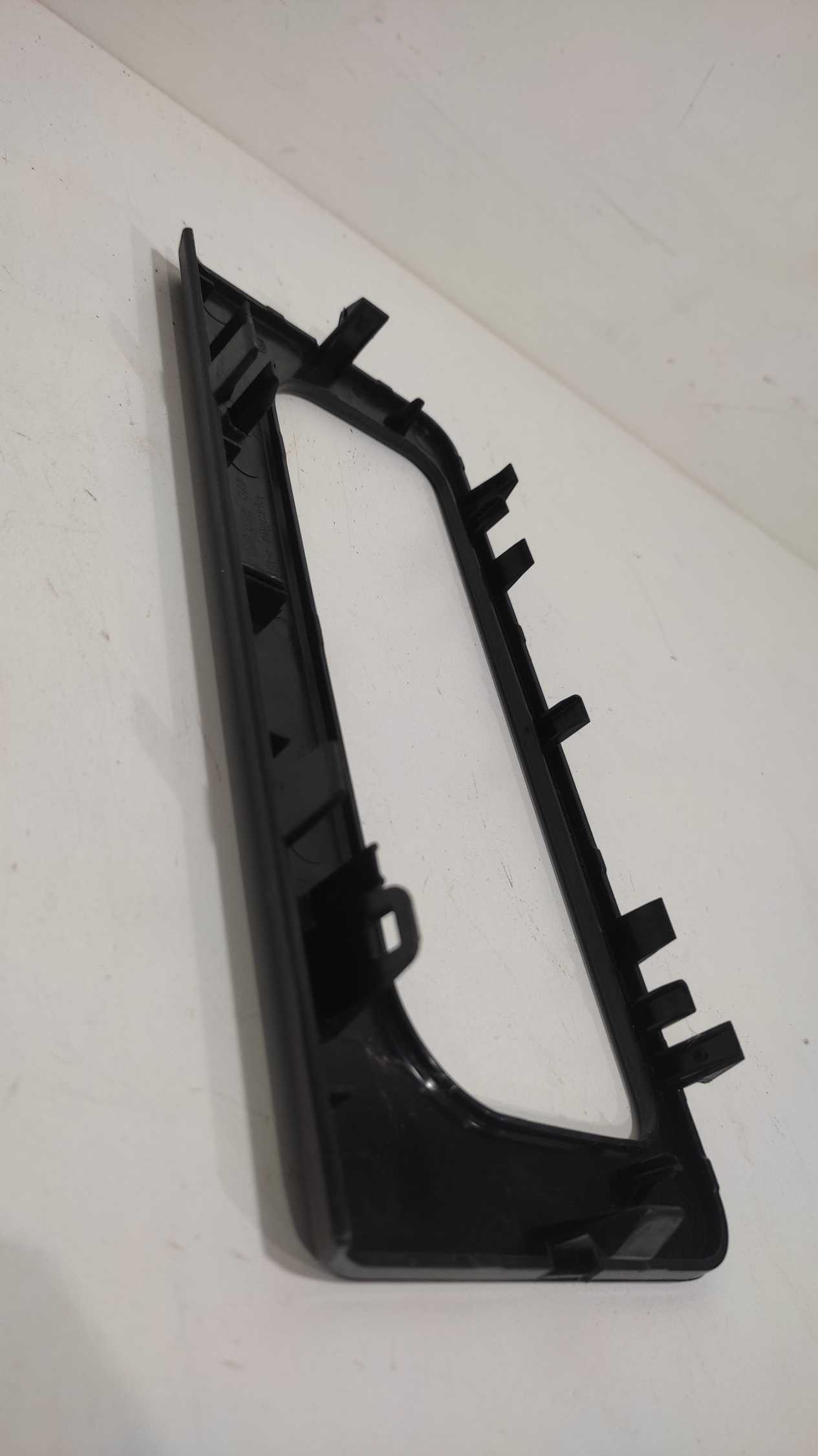 Moldura Botão Comando Ar Condicionado Volkswagen Amarok 2012 3