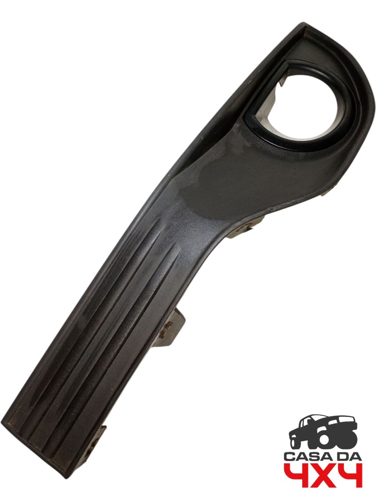 Moldura Farol Milha Esquerda Trailblazer 2.8 2019 Ltz