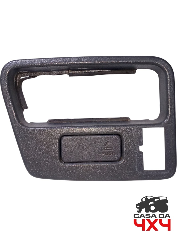 Moldura Maçaneta Interna Traseira Esquerda S10 1996 2011