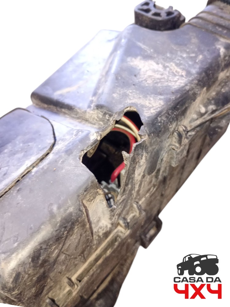 Chicote Cofre Motor Hilux 3.0 Srv Automática 2010 Detalhe