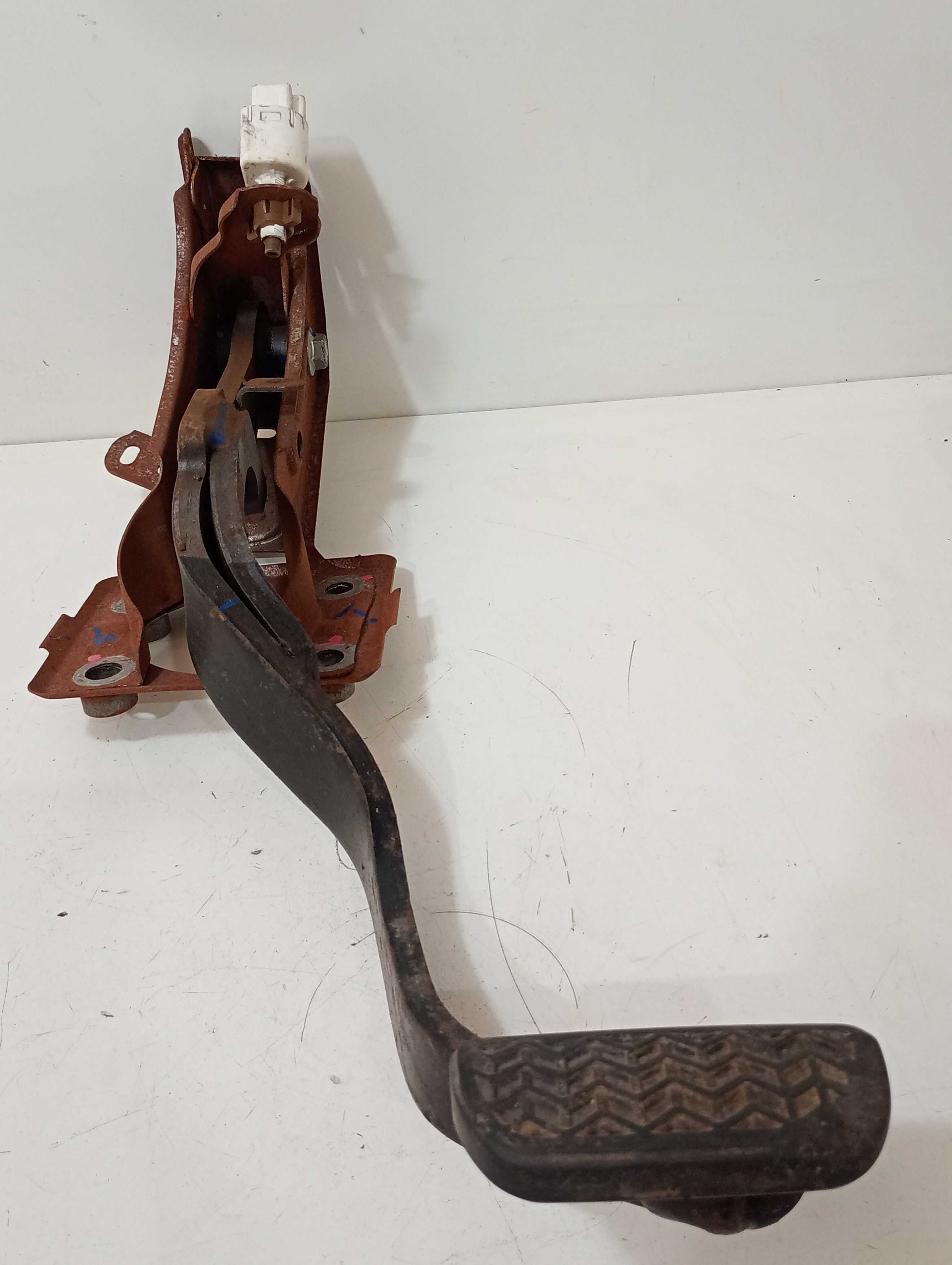 Pedal freio Hilux 3.0 2013