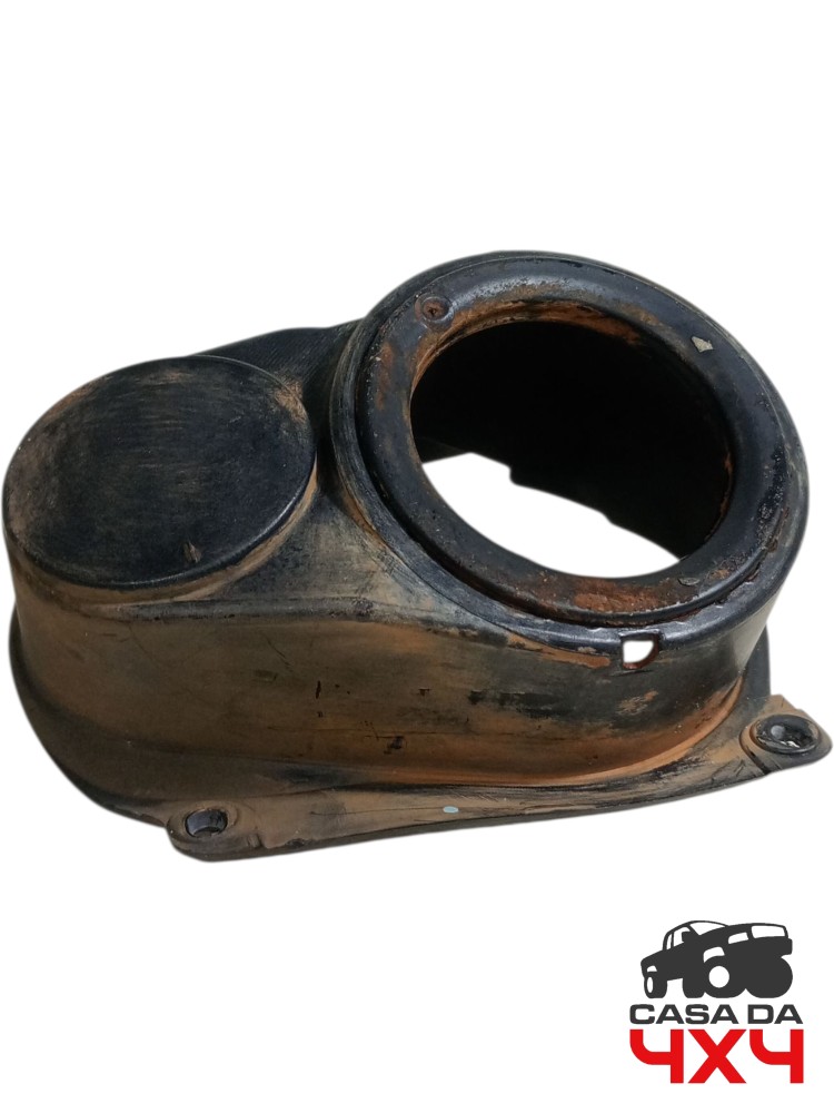 Moldura farol milha neblina esquerdo Hilux 2021 204cv 2.8
