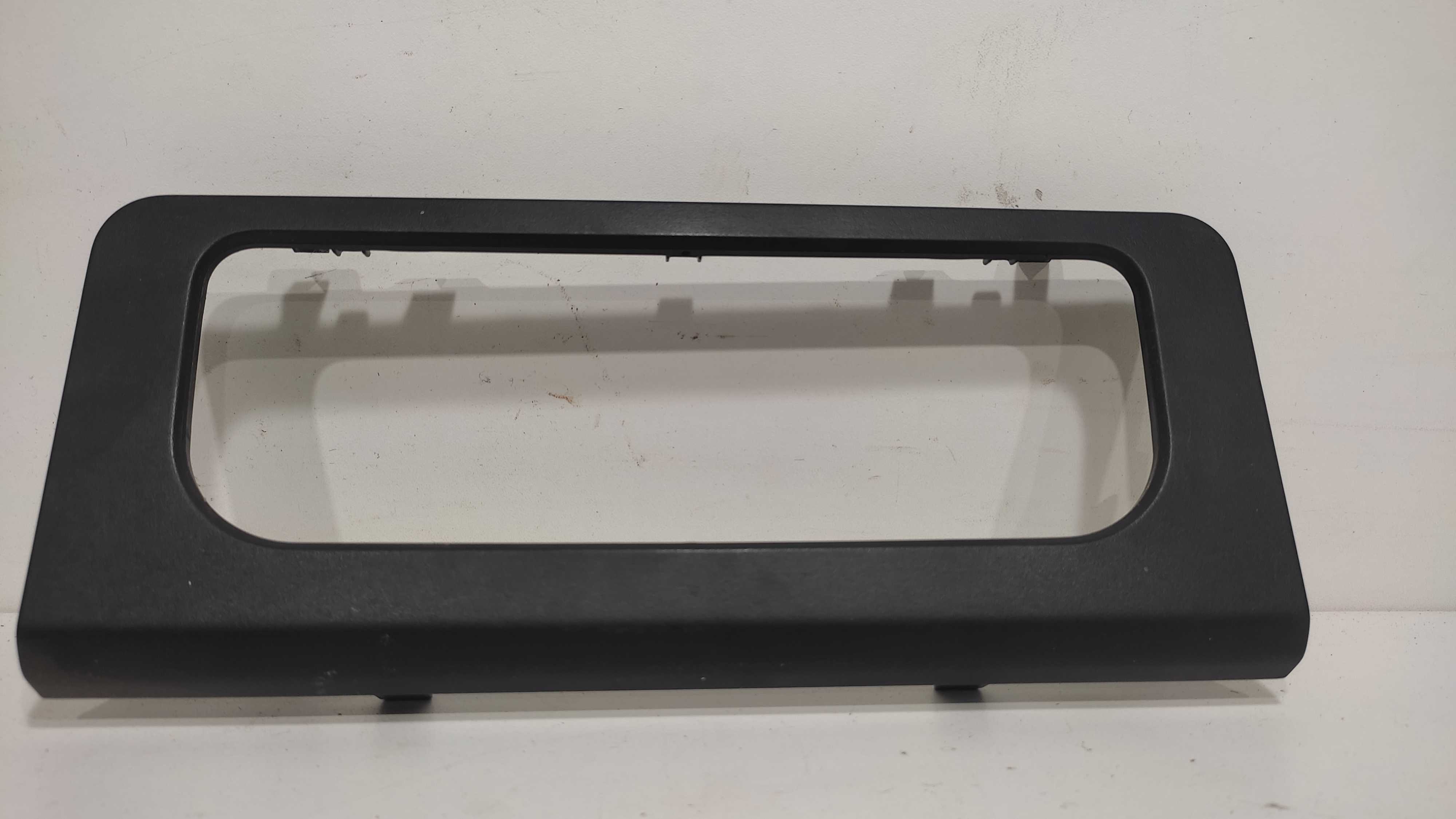 Moldura Botão Comando Ar Condicionado Volkswagen Amarok 2012
