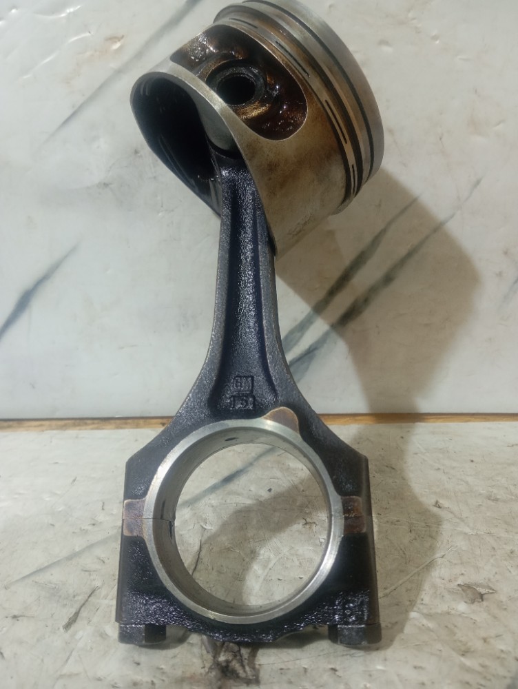 Pistão E Biela Do Kadett  Monza Motor 1.8 A Gasolina