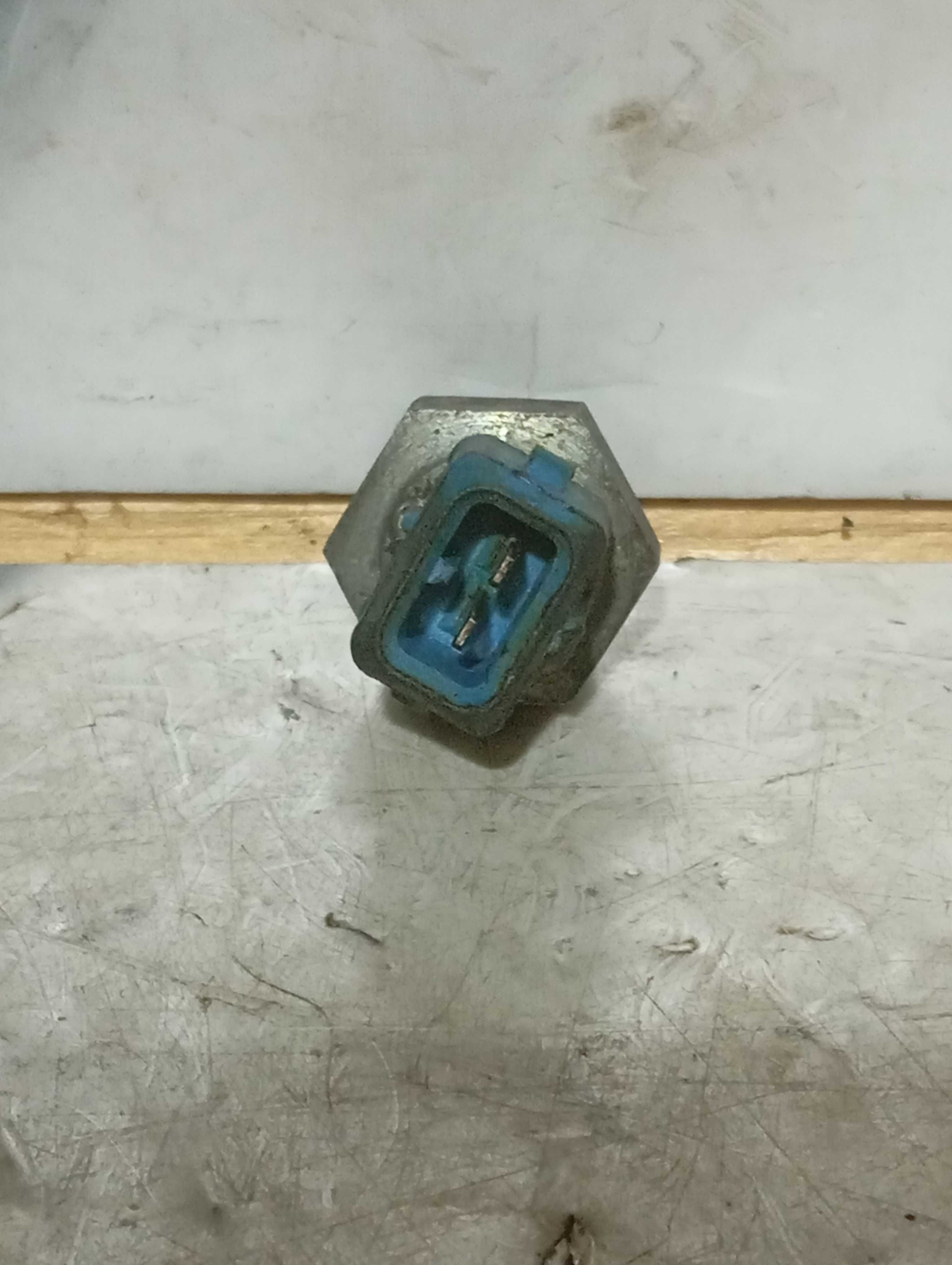 Sensor De Temperatura Do Ar Vw Golf 2.0 Mi