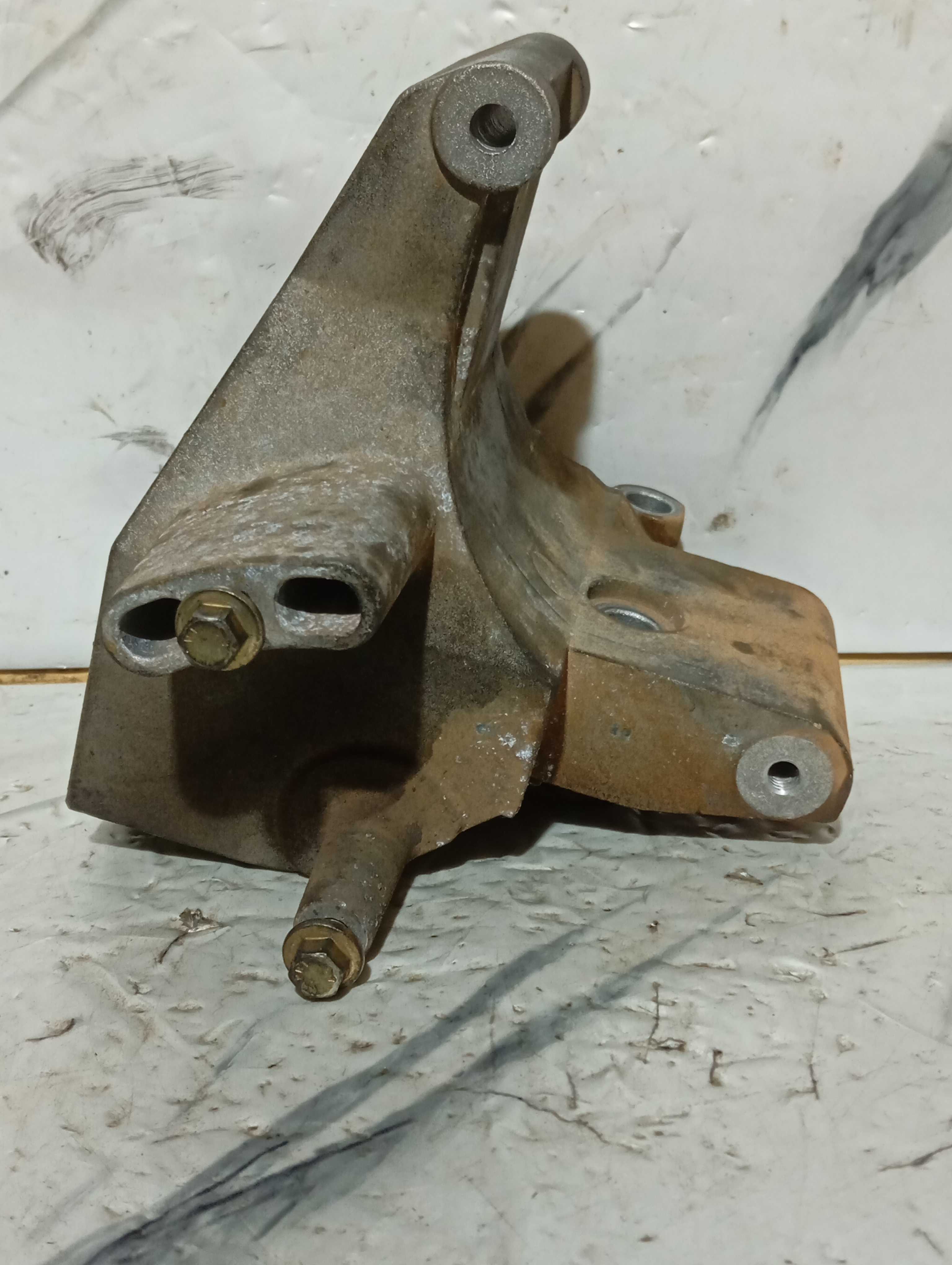 Suporte Alternador Ford Fiesta 1.0 Zetec 03/04