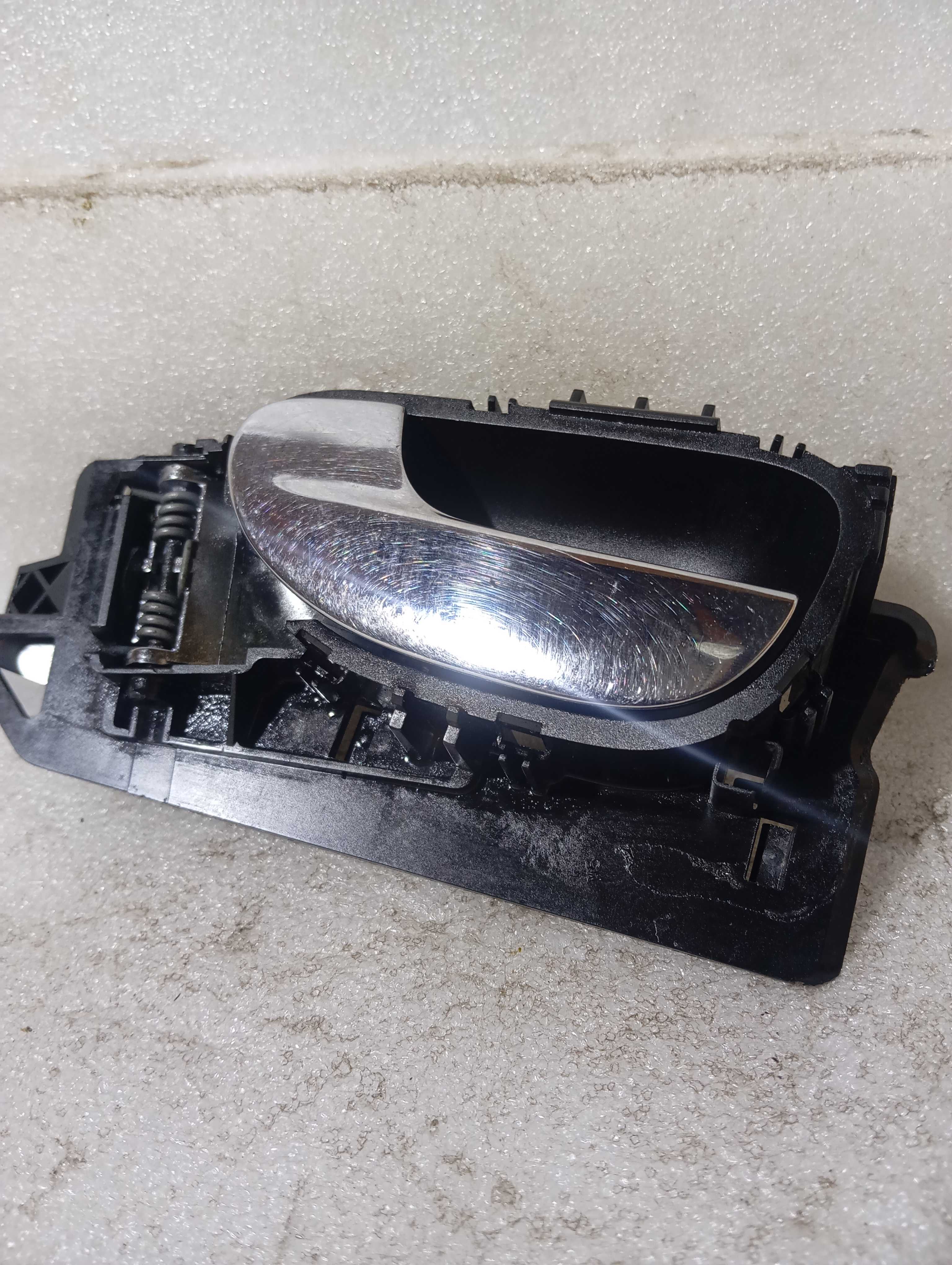 Maçaneta interna esquerdo dianteiro peugeot 307 2007 a 2012