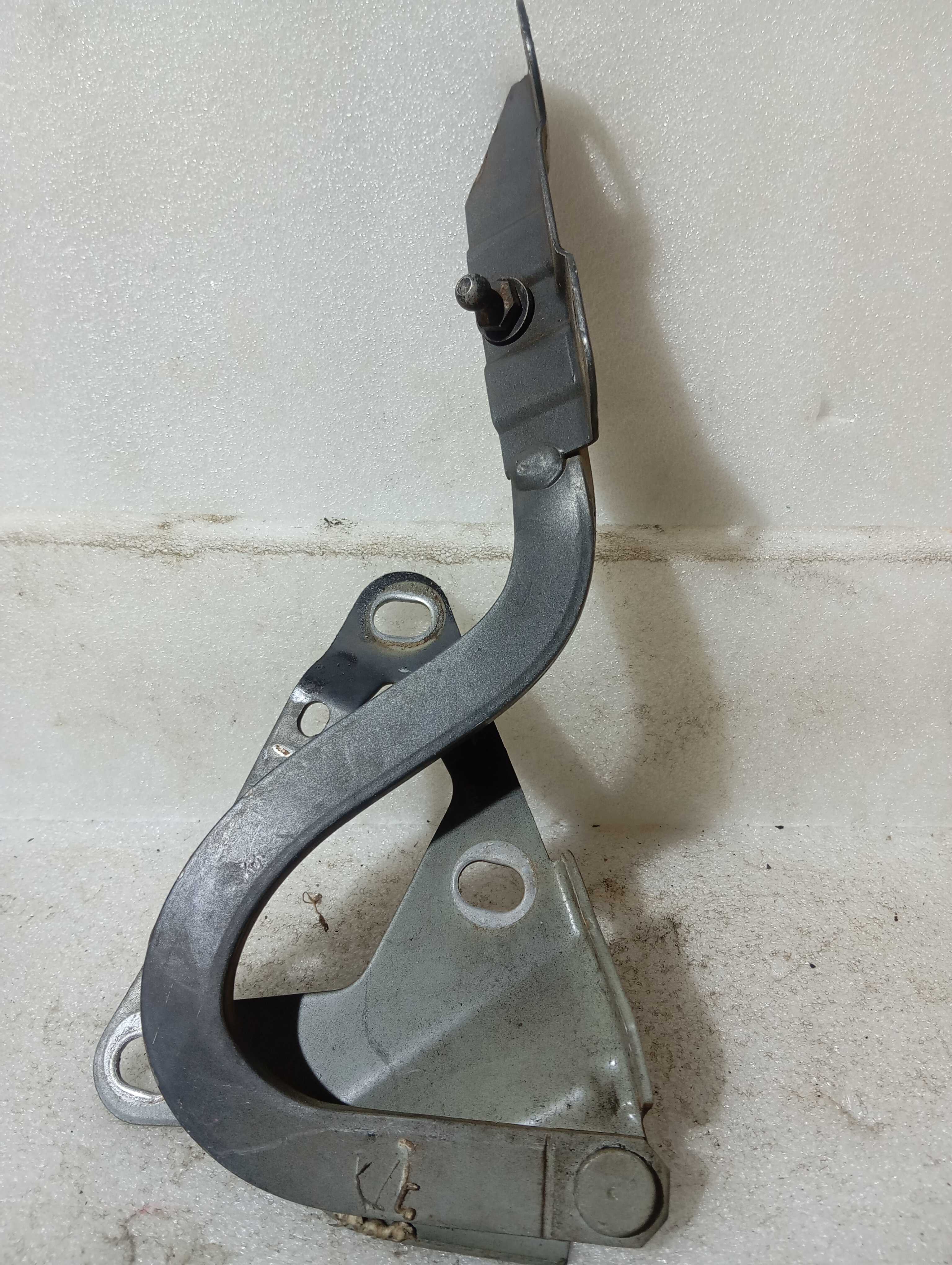 Dobradiça capo braço direito dianteiro gm corsa 2002 a 2012