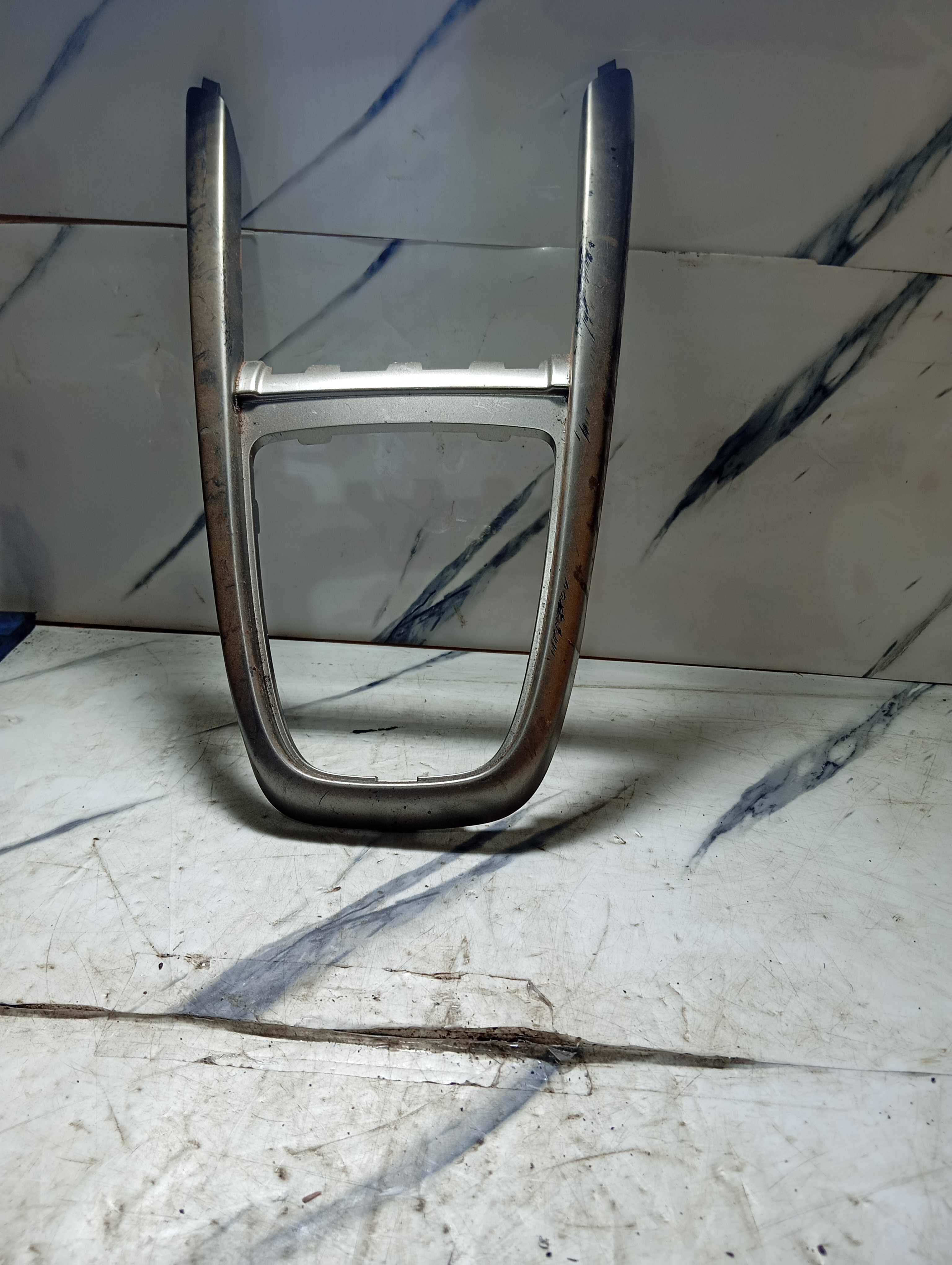 Moldura Console Alavanca Câmbio Mecânico Onix Prisma 2015