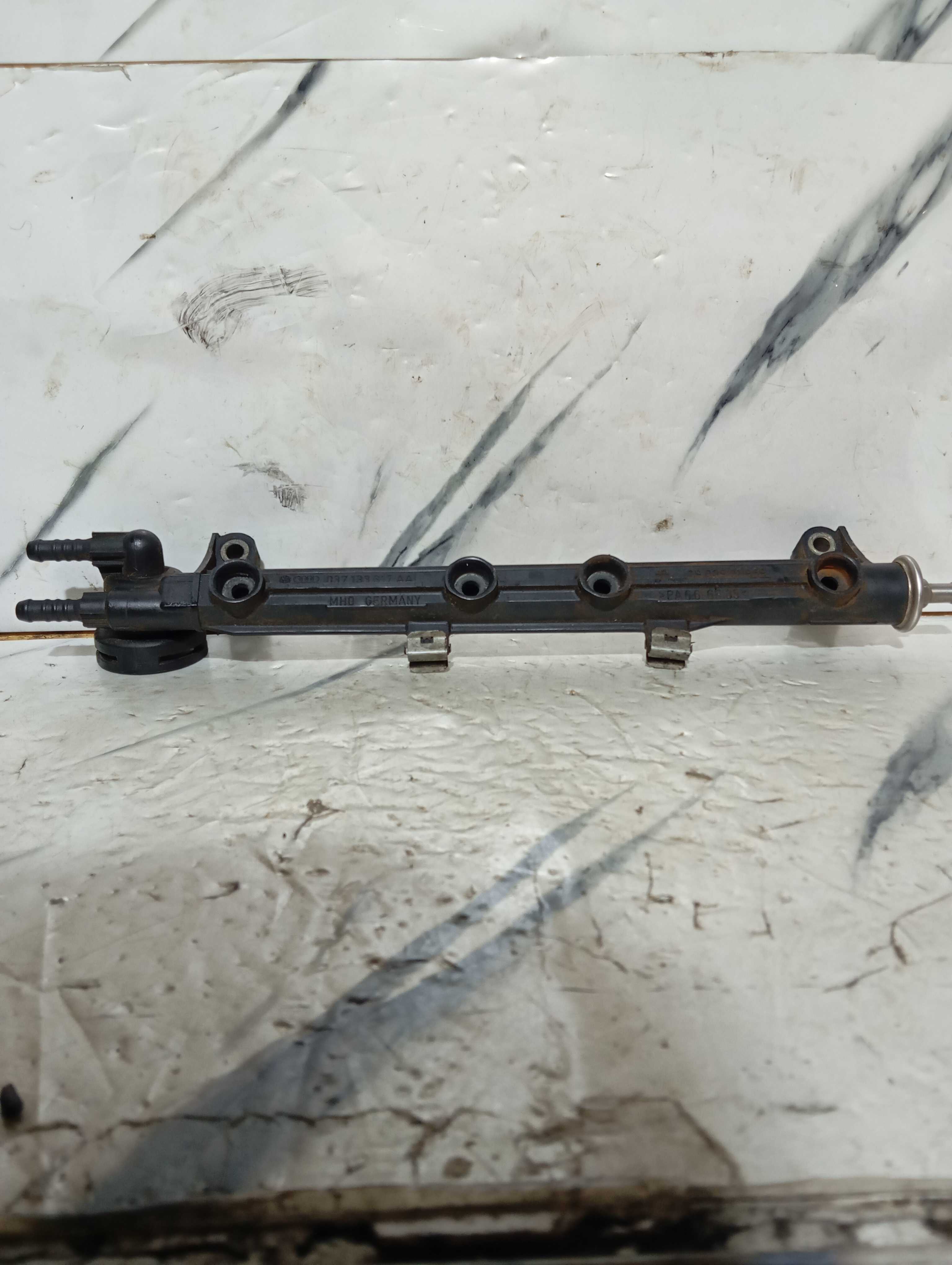 Flauta De Combustível Do Golf Gti Glx 94 A 98 Original