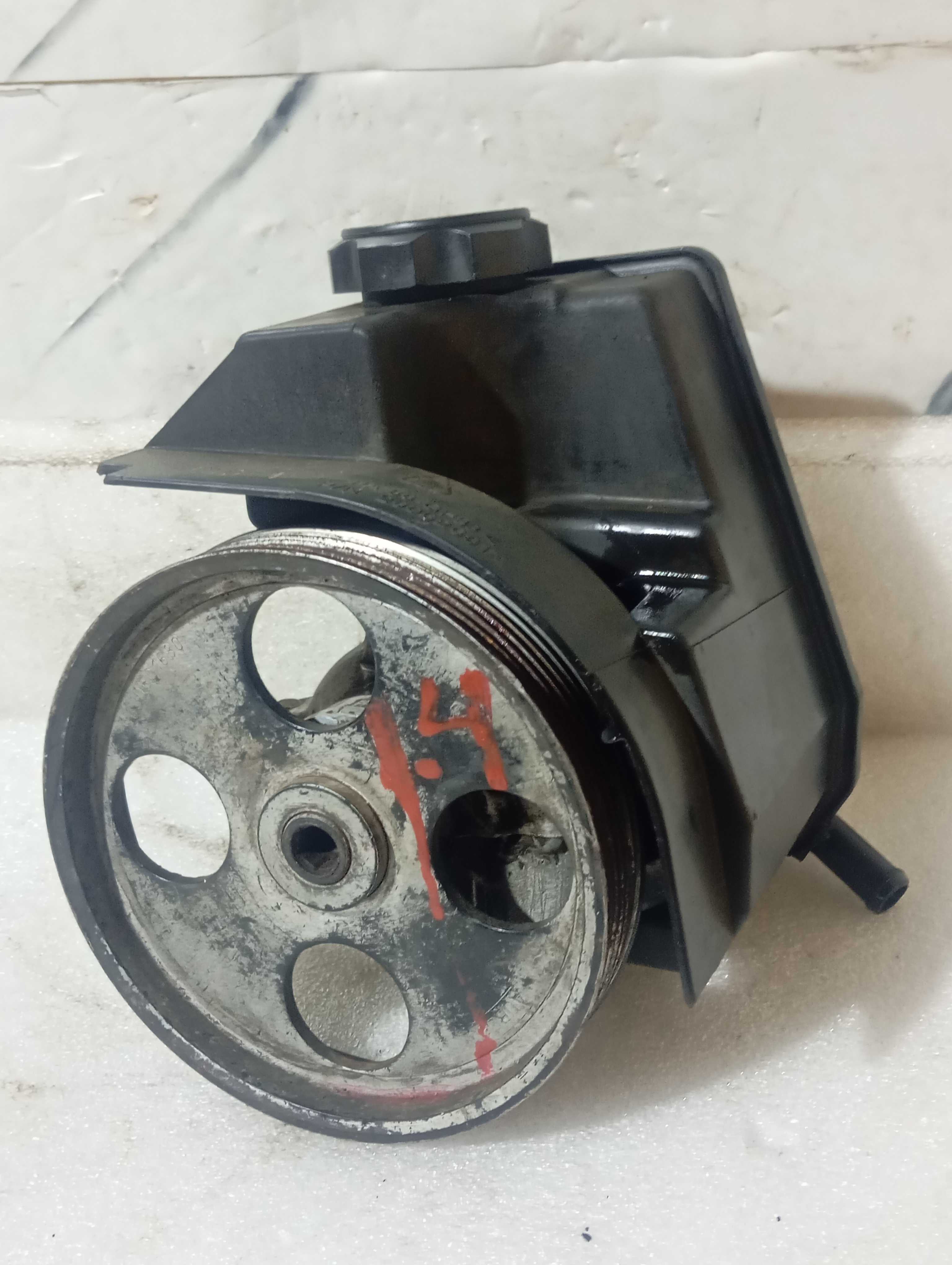 Bomba Hidráulica Peugeot 1.4 8v Ano 2009/2010