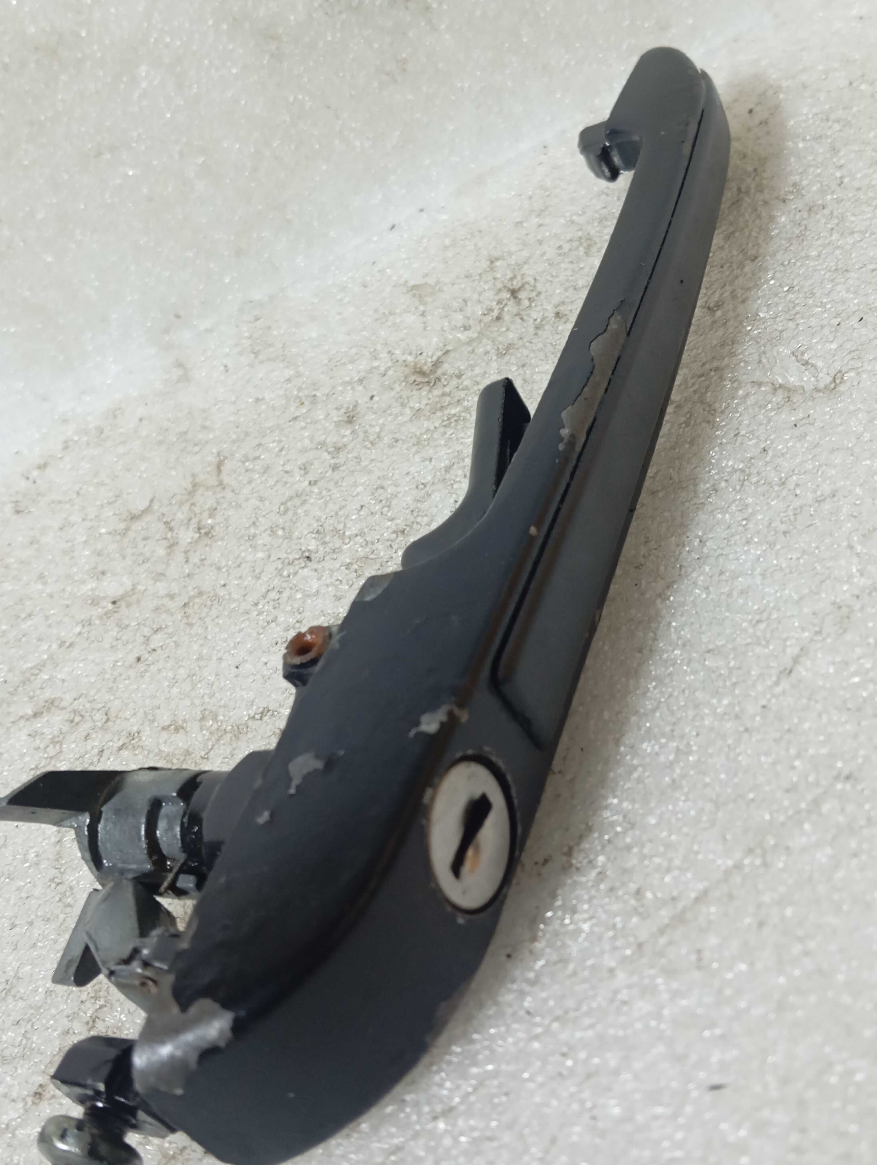 Maçaneta externa da porta do Gol quadrado lado direito