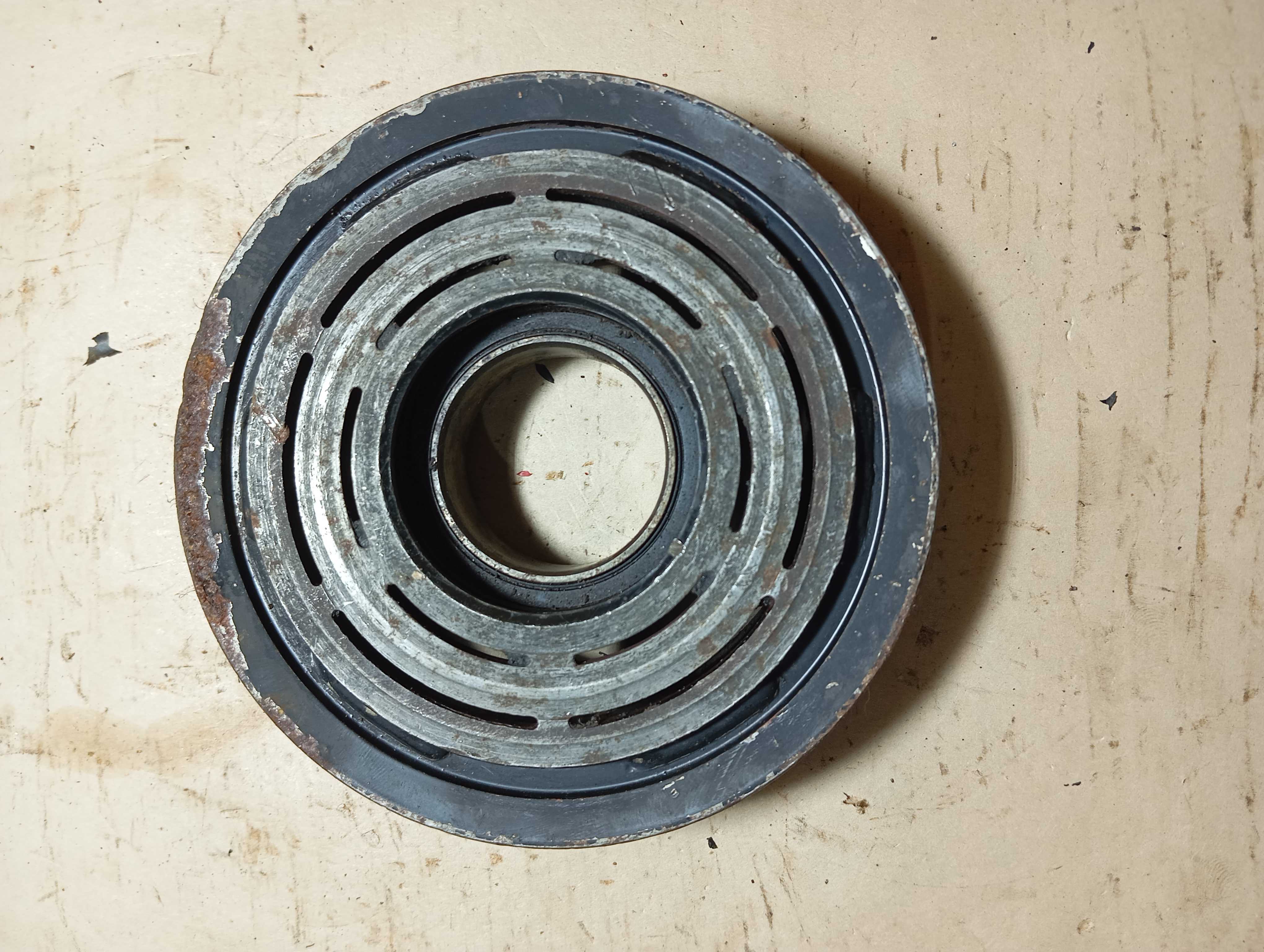 Polia Compressor De Arcondicionado Gm Celta Prisma Astra