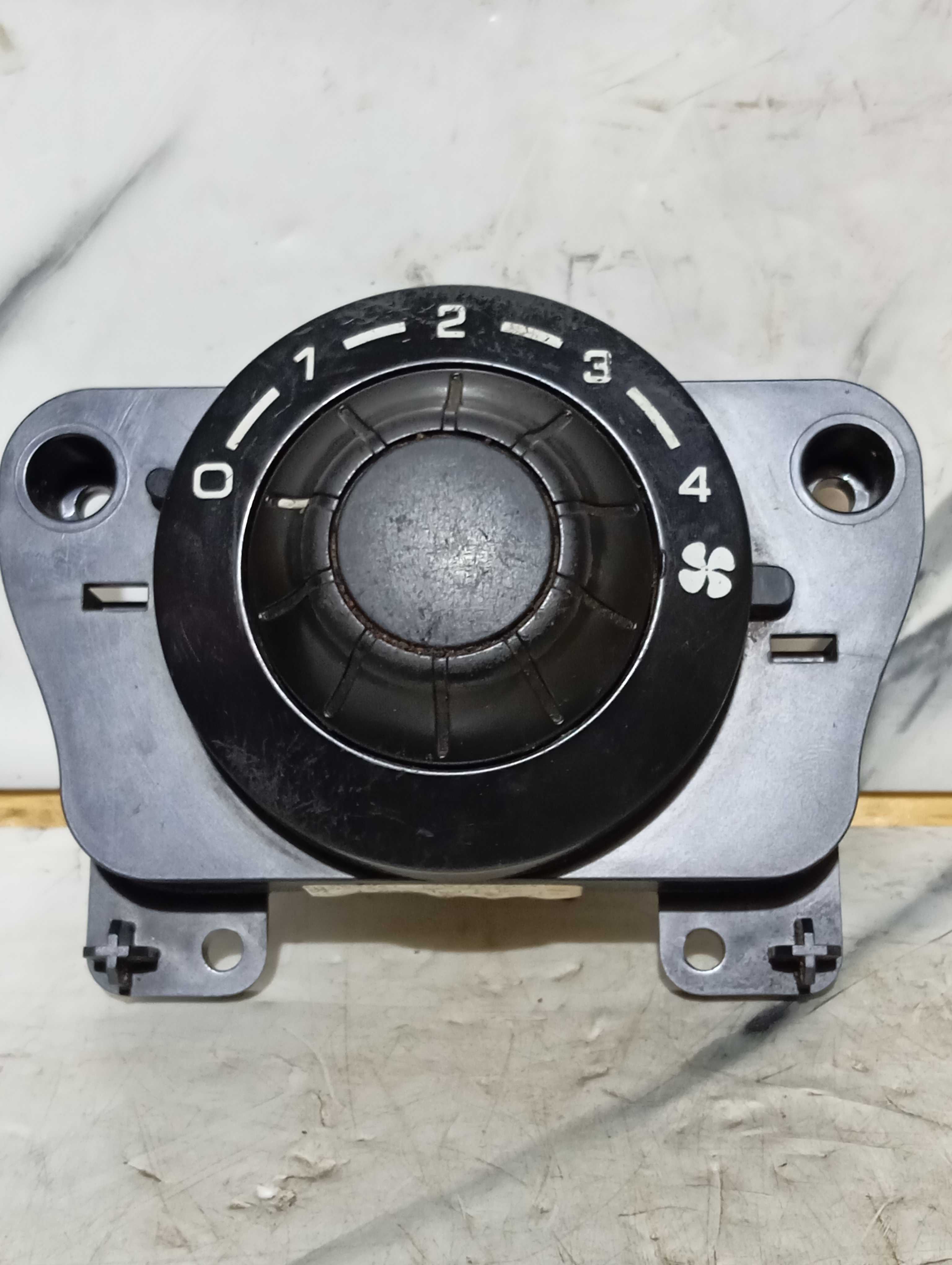 Comando Velocidade Do Ar Condicionado Citroen C4 Traseiro